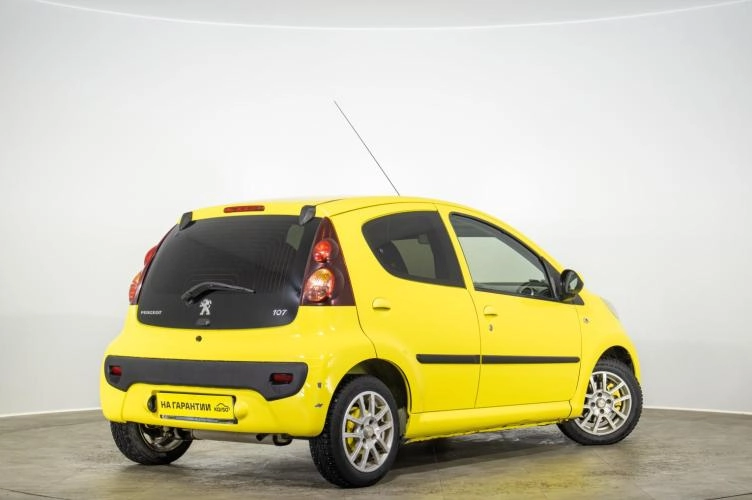 Peugeot 107 4 из 6