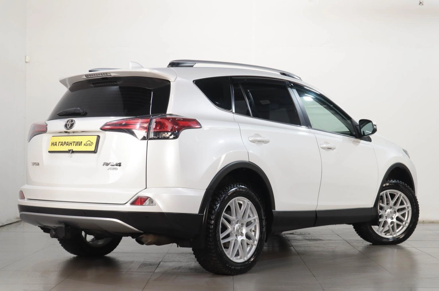 Toyota RAV4 6 из 17