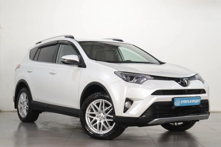 Toyota RAV4 1 из 6