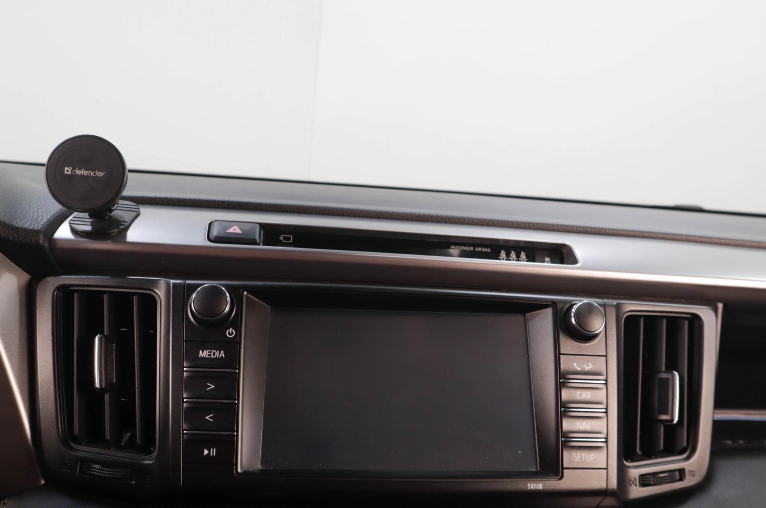 Toyota RAV4 14 из 17