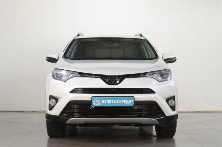 Toyota RAV4 2 из 6