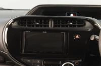 Toyota Aqua 16 из 19