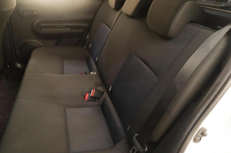Toyota Aqua 19 из 19