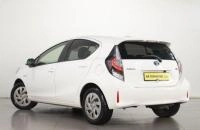 Toyota Aqua 6 из 19