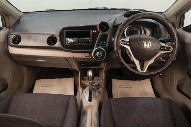 Honda Insight 9 из 19