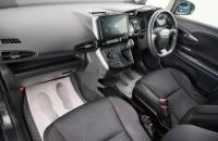 Toyota Wish 12 из 21