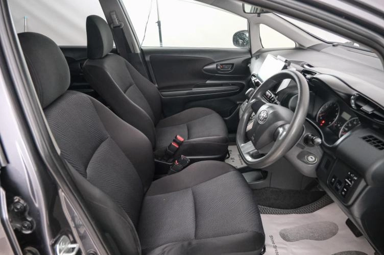 Toyota Wish 7 из 21