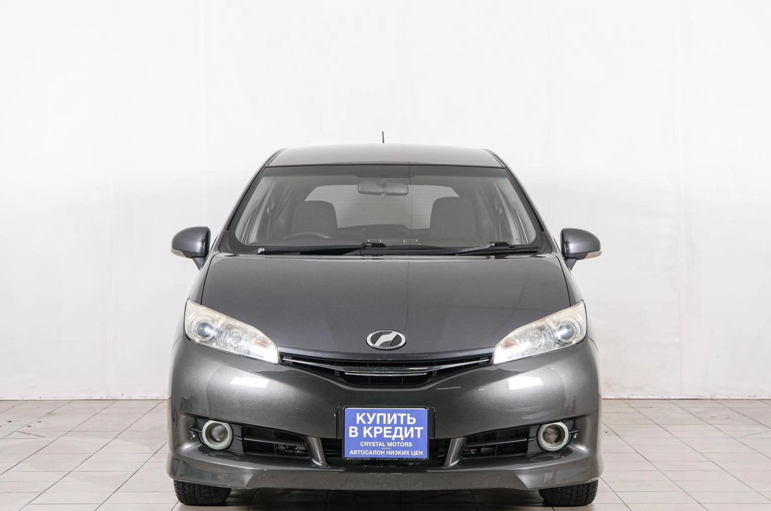 Toyota Wish 2 из 21