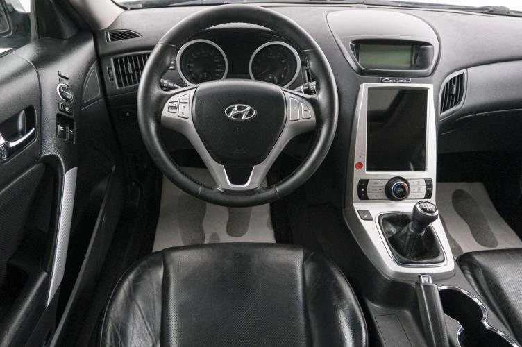 Hyundai Genesis 14 из 22