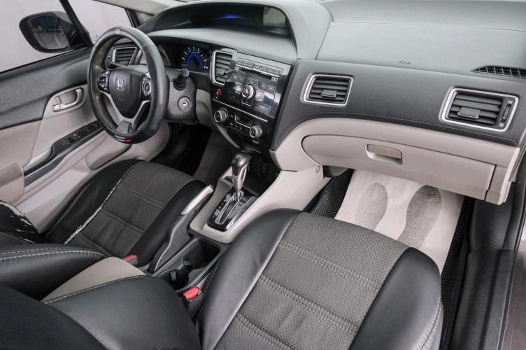 Honda Civic 12 из 21