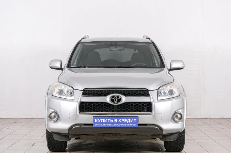 Toyota RAV4 2 из 6
