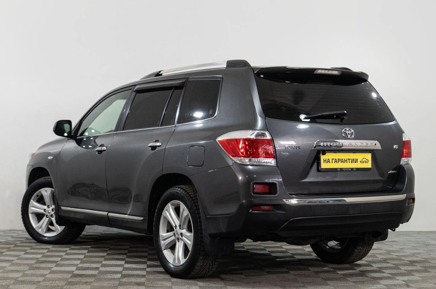 Toyota Highlander 4 из 17