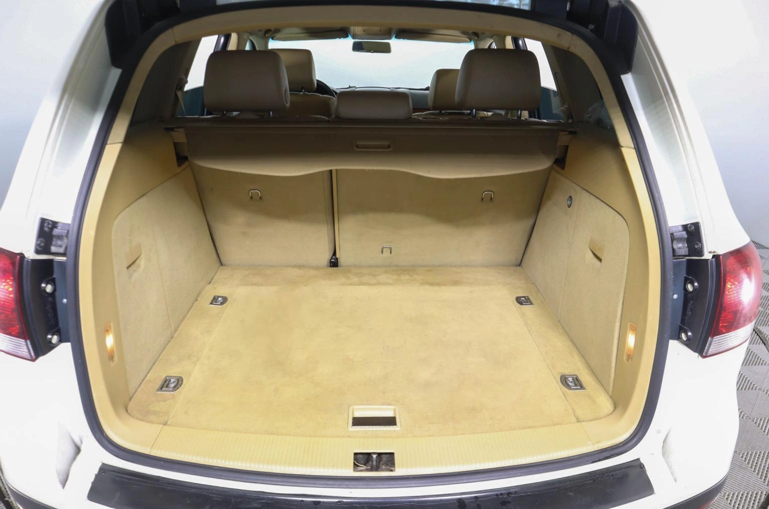 Volkswagen Touareg 7 из 23
