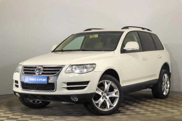 Volkswagen Touareg 3 из 6