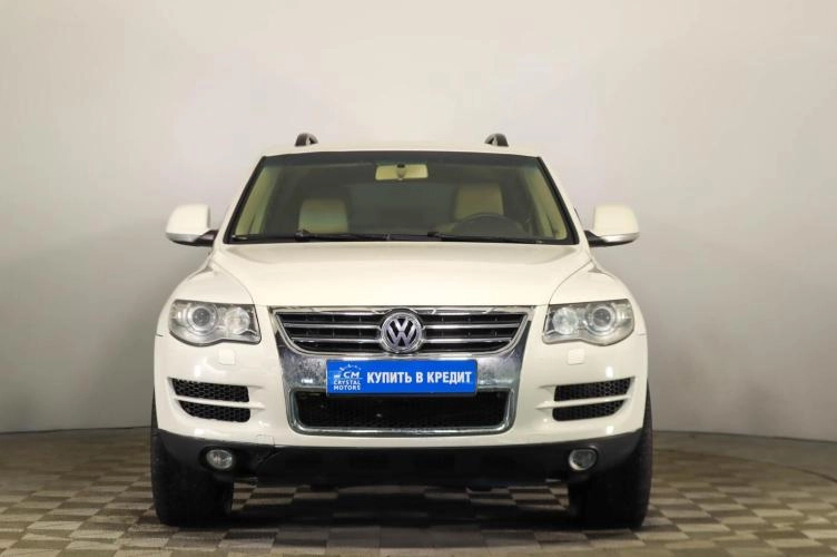 Volkswagen Touareg 2 из 6