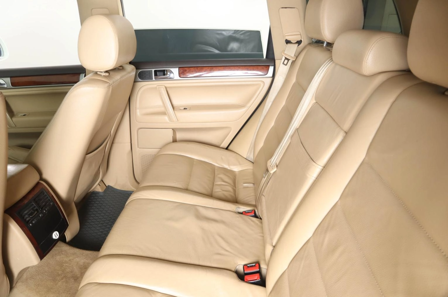 Volkswagen Touareg 9 из 23
