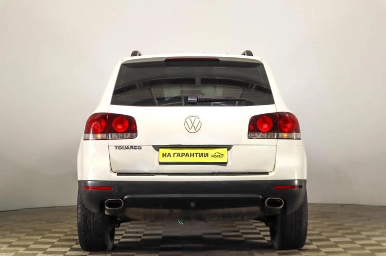 Volkswagen Touareg 5 из 6