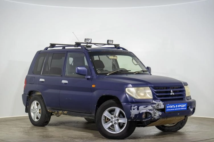 Mitsubishi Pajero iO