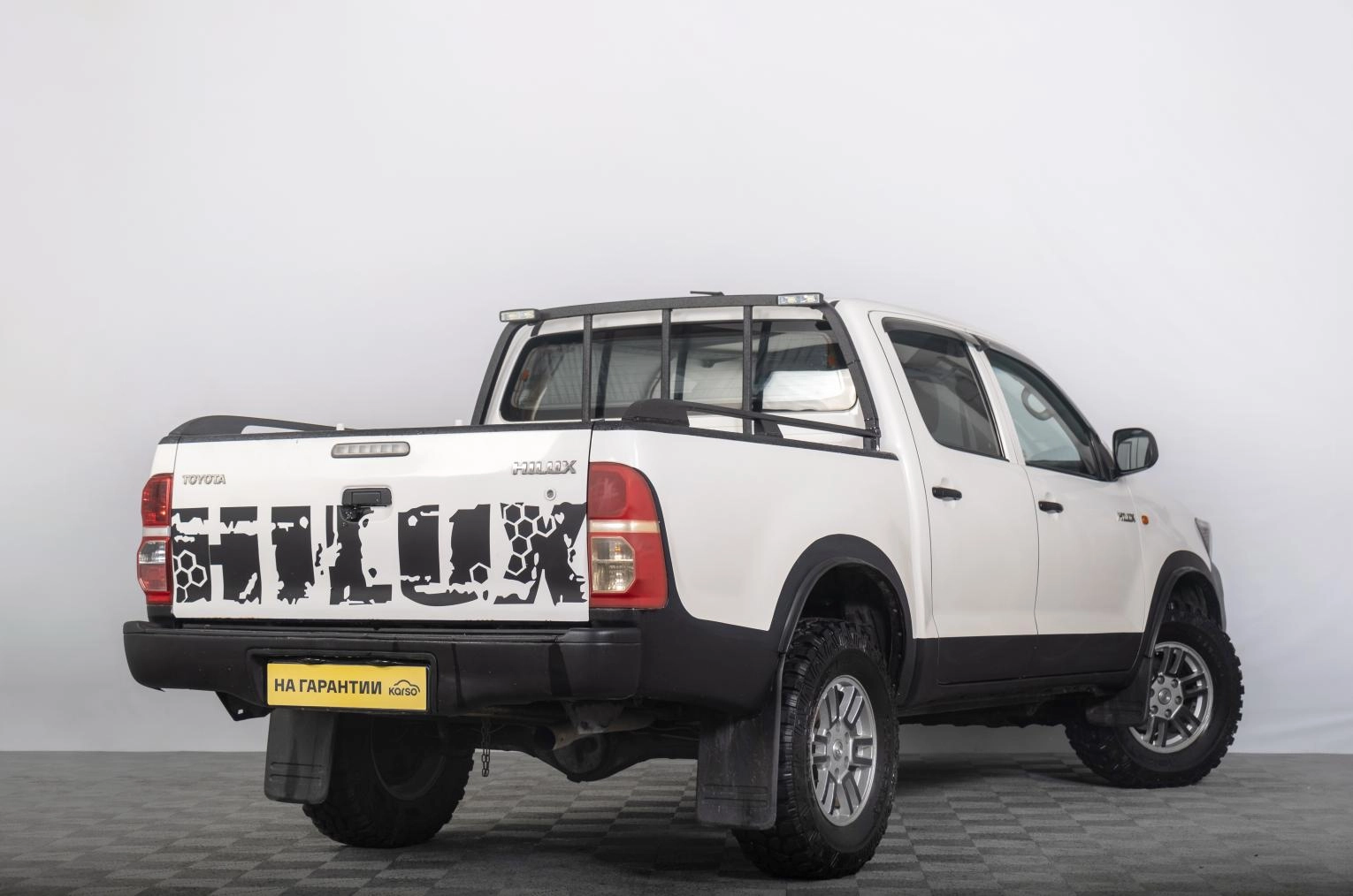Toyota Hilux 6 из 16