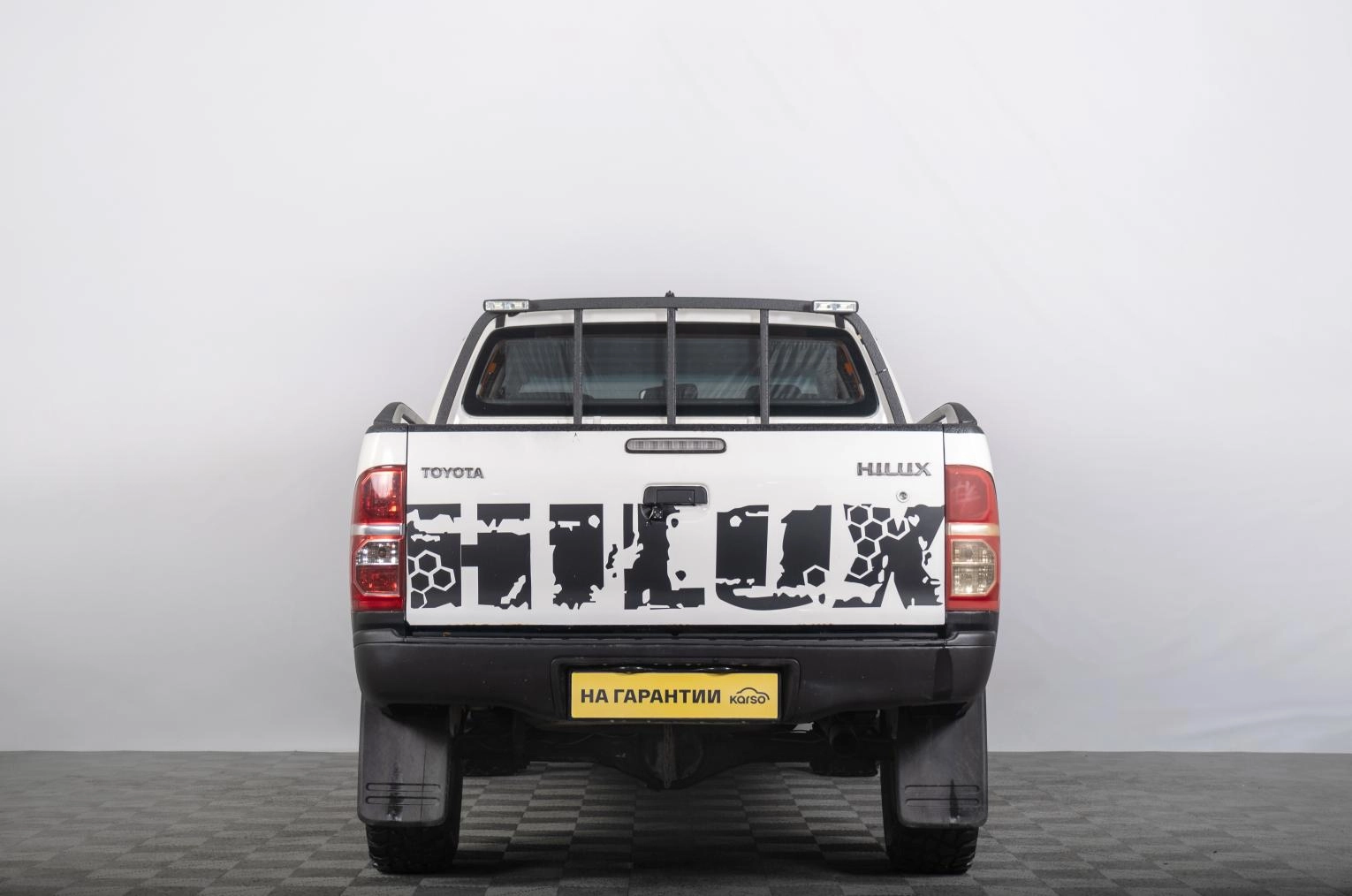 Toyota Hilux 4 из 16