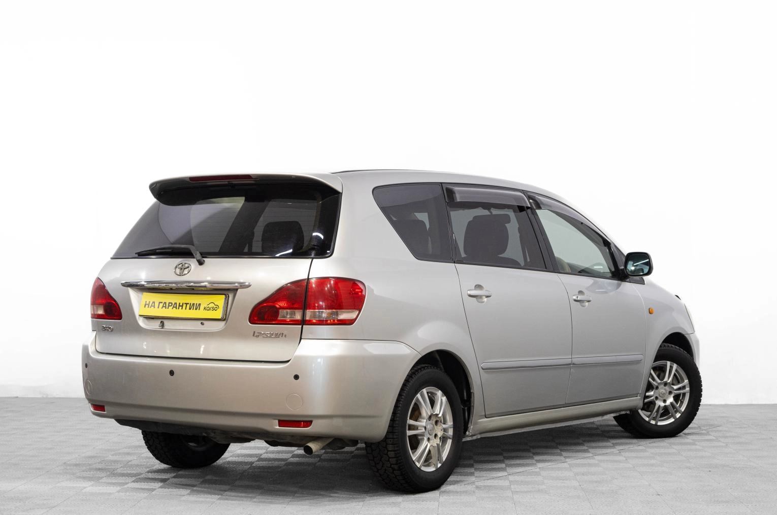 Toyota Ipsum 4 из 23