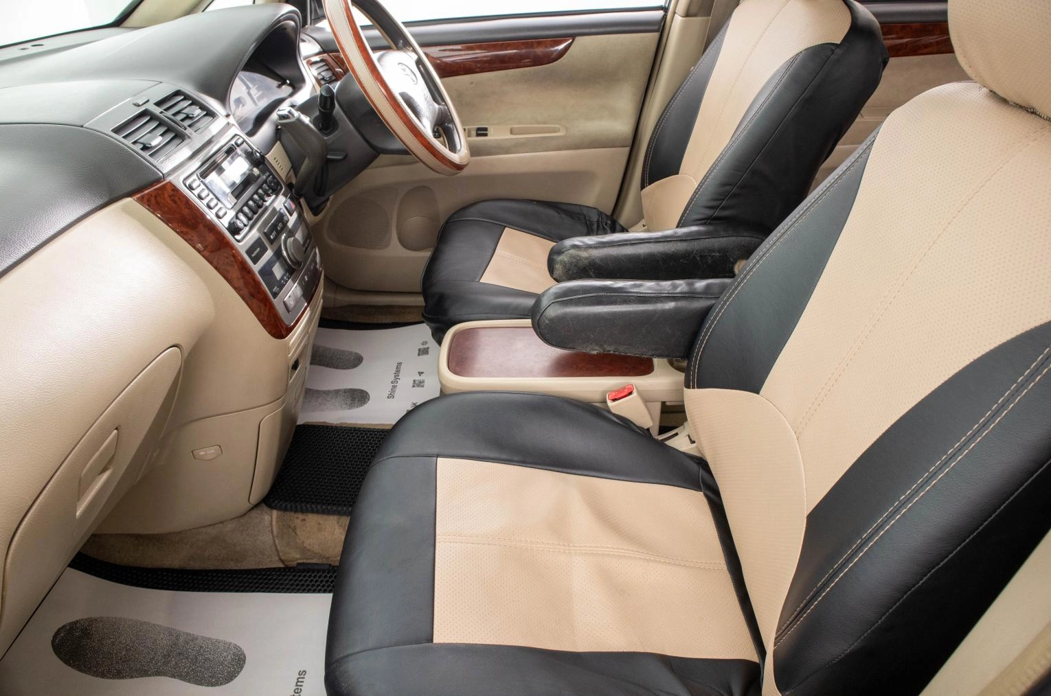 Toyota Ipsum 19 из 23