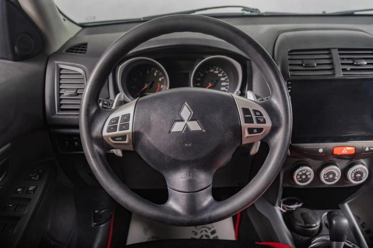 Mitsubishi ASX 13 из 18