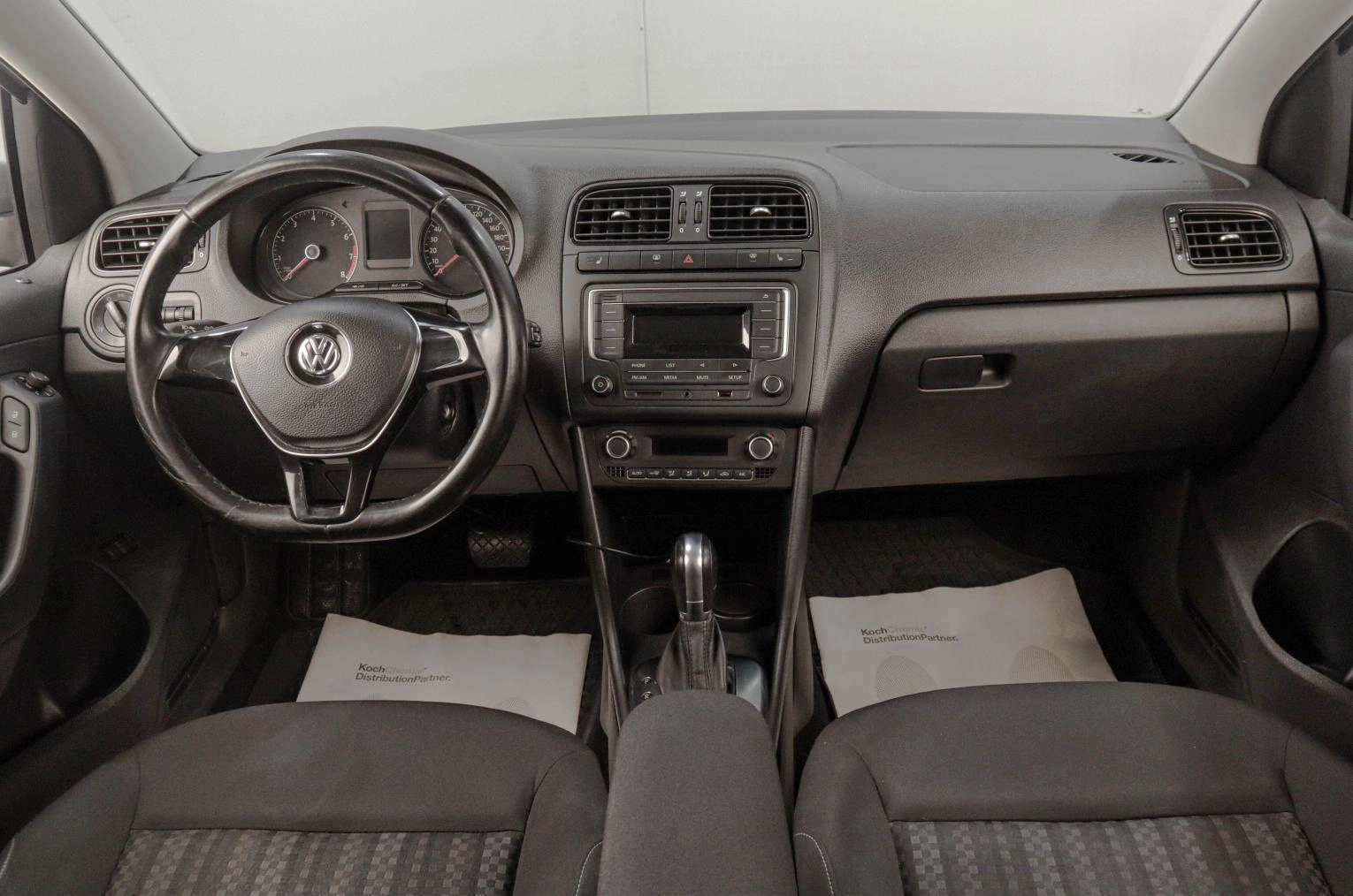 Volkswagen Polo 12 из 17
