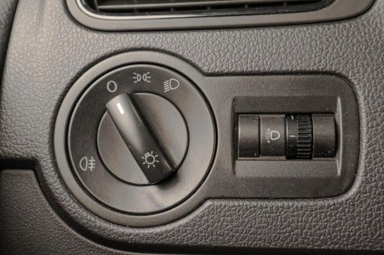 Volkswagen Polo 9 из 17