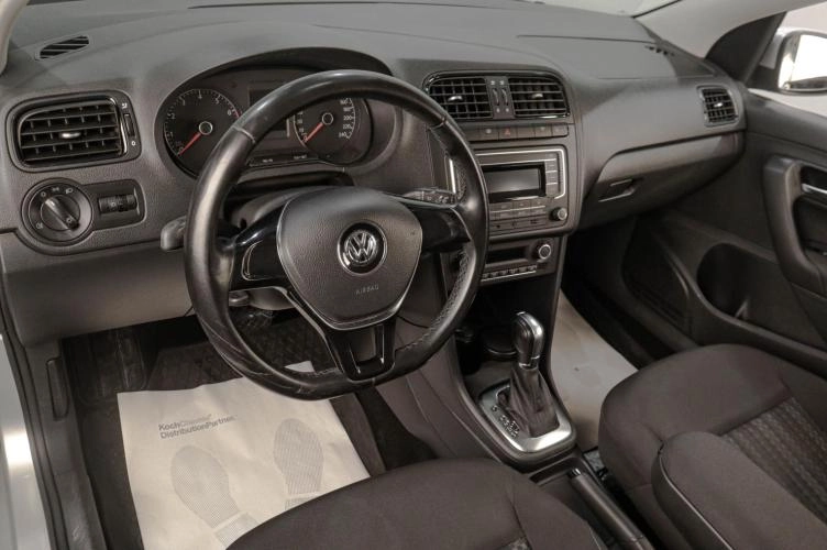 Volkswagen Polo 7 из 17