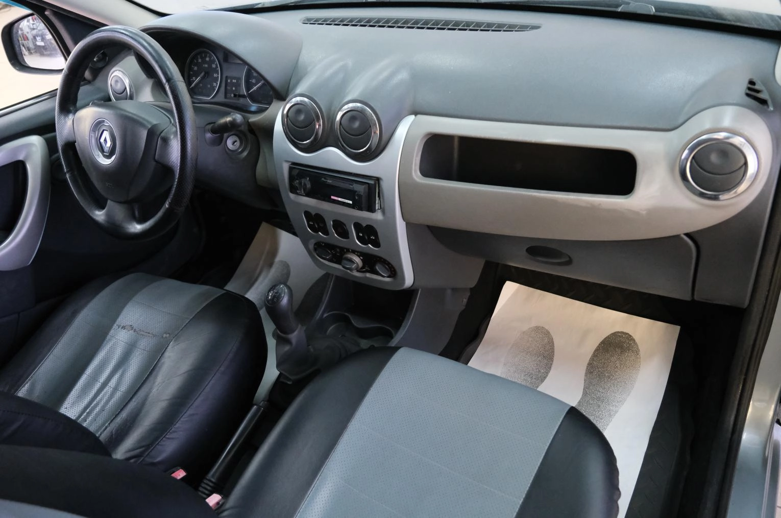 Renault Sandero 14 из 18