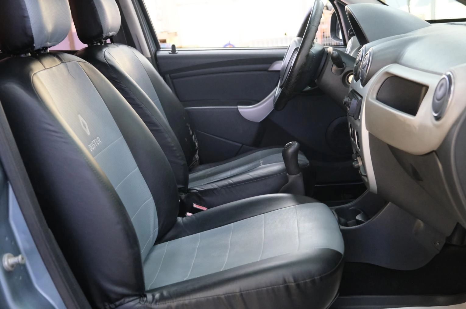 Renault Sandero 15 из 18