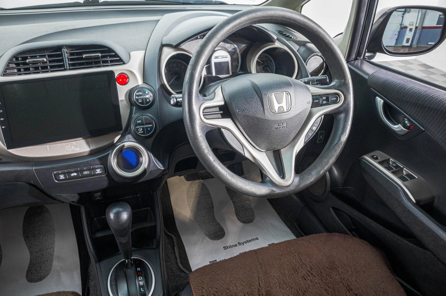 Honda Fit 15 из 24