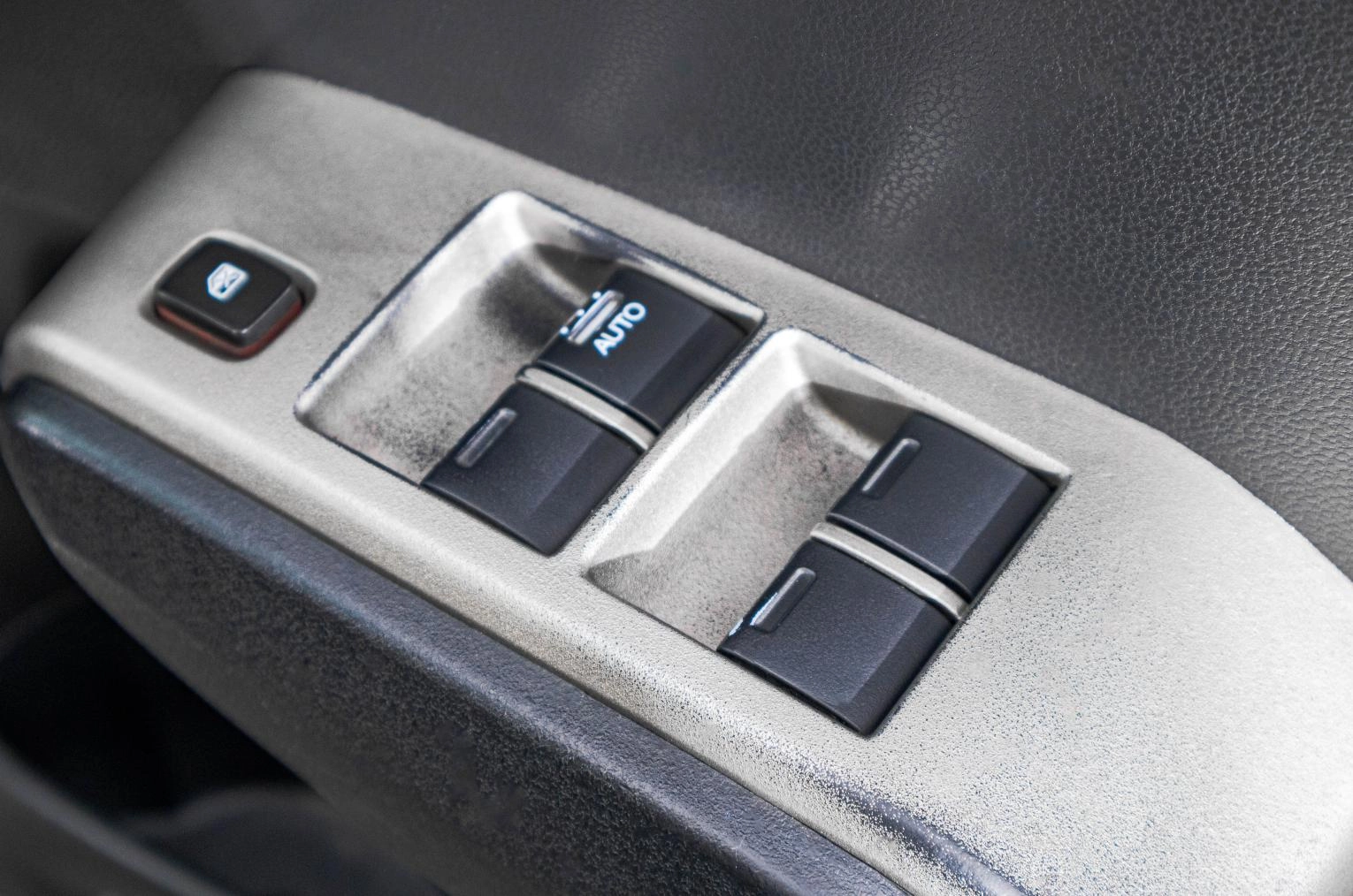Honda Fit 11 из 24