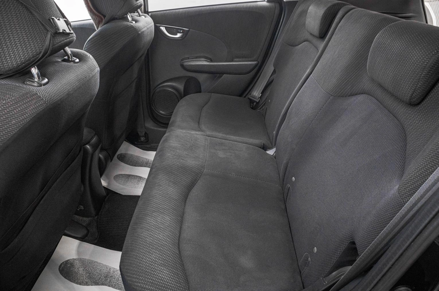 Honda Fit 21 из 24