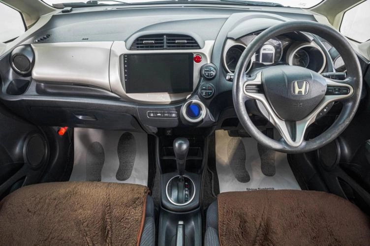 Honda Fit 9 из 24