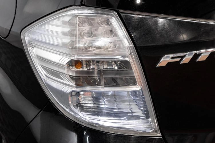 Honda Fit 8 из 24