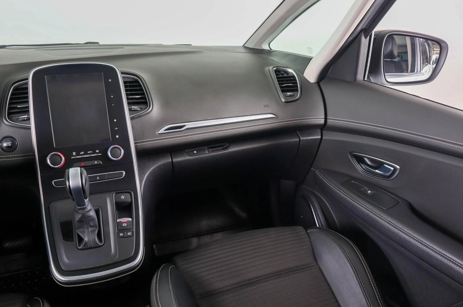 Renault Scenic 16 из 25