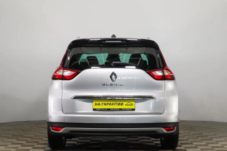 Renault Scenic 5 из 6