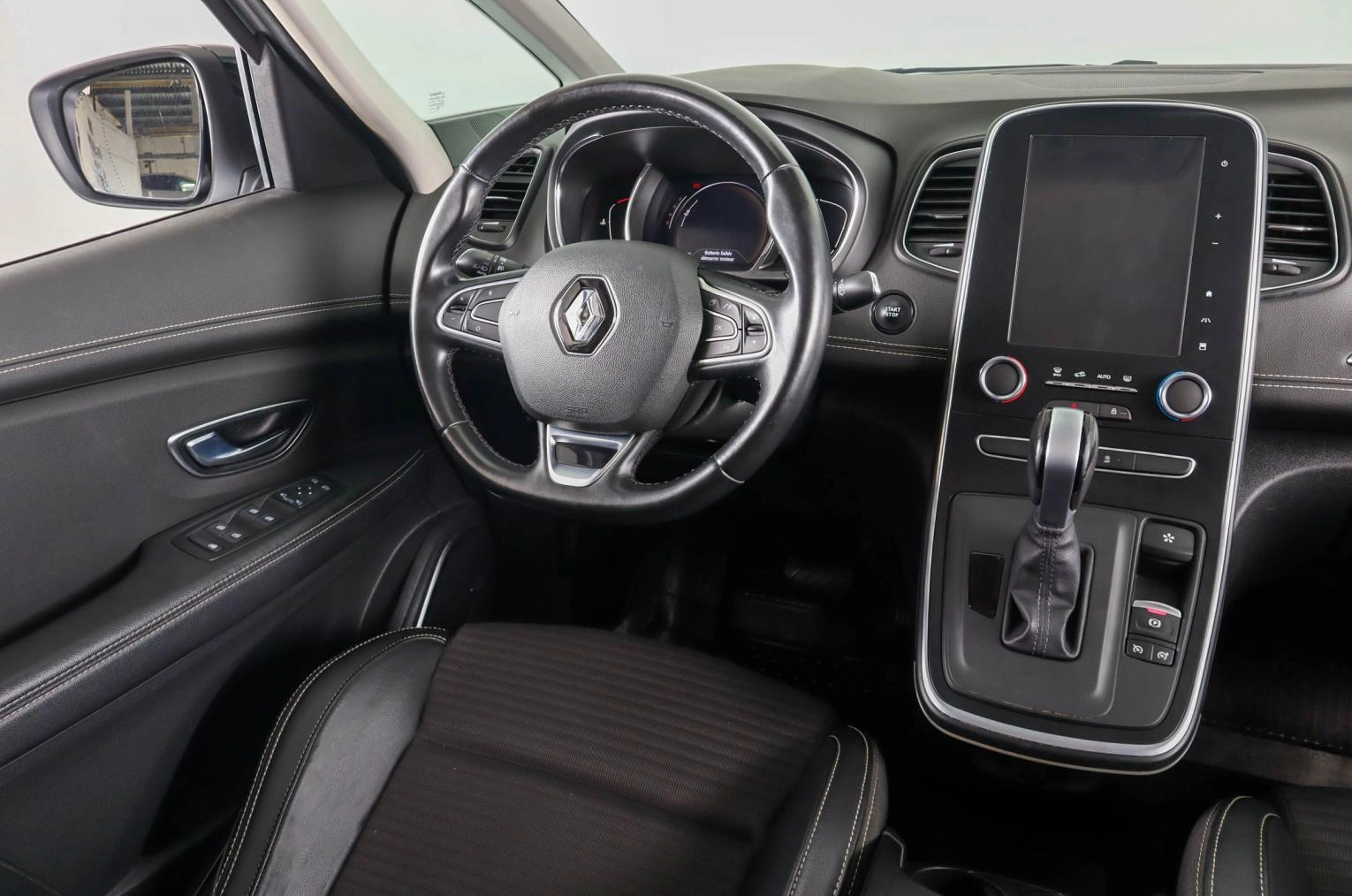 Renault Scenic 14 из 25