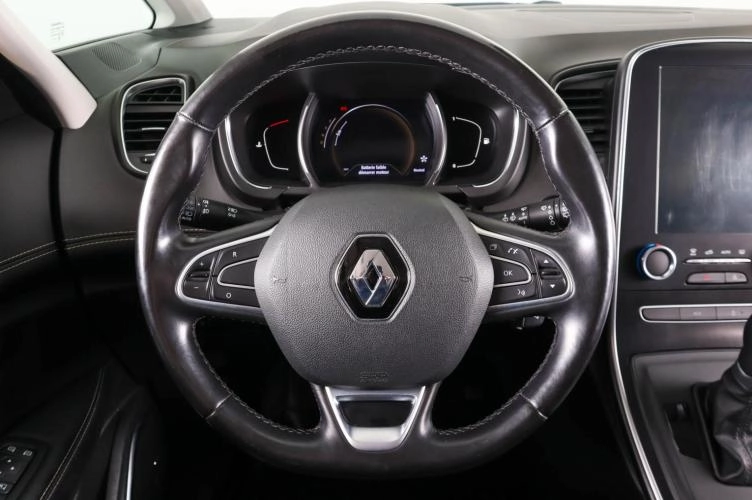 Renault Scenic 17 из 25