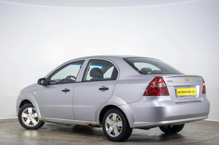 Chevrolet Aveo 6 из 6