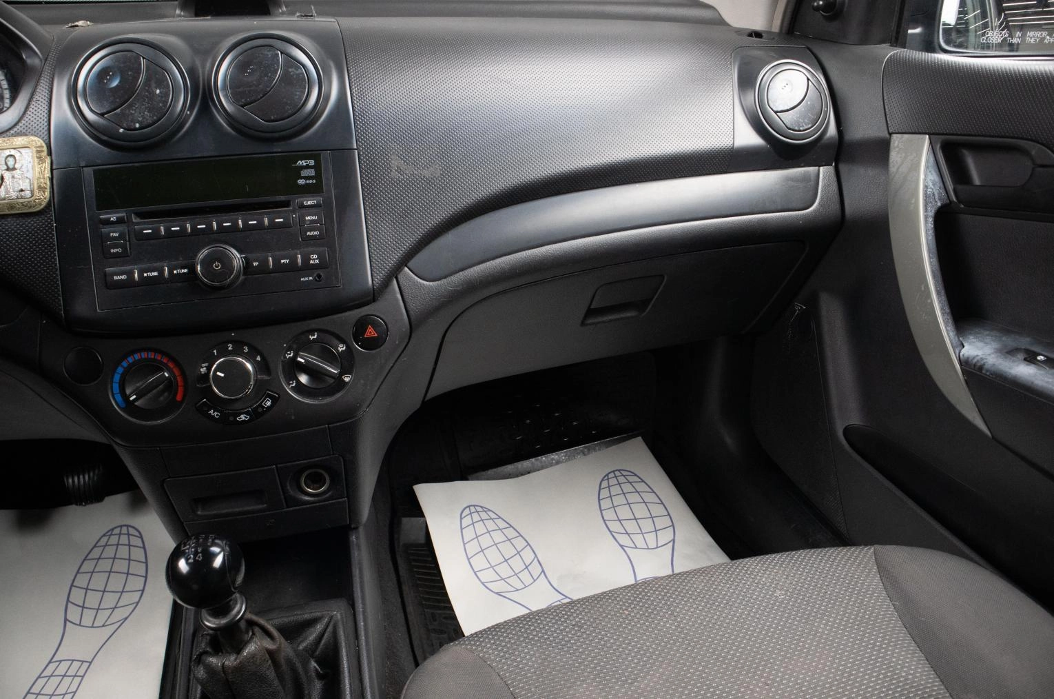 Chevrolet Aveo 10 из 16