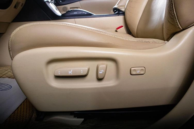 Lexus RX 8 из 21
