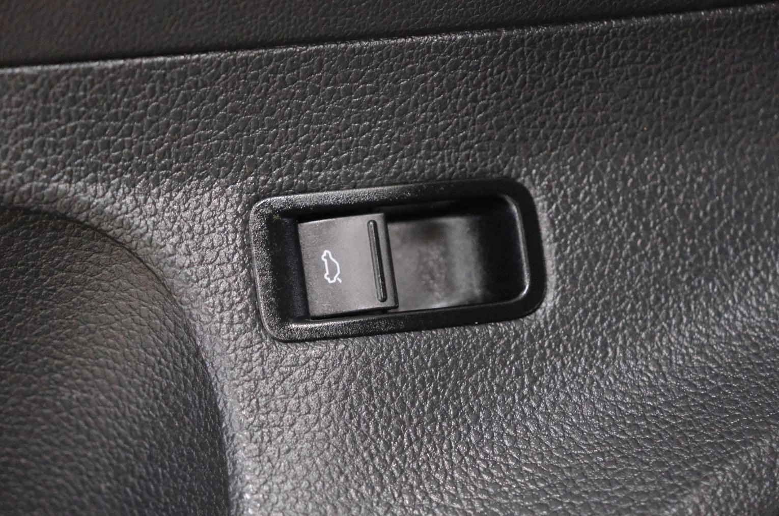 Volkswagen Polo 10 из 23