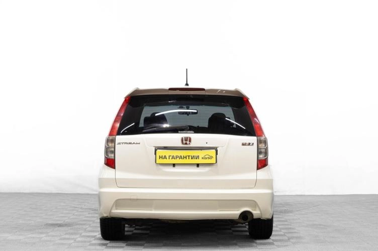 Honda Stream 5 из 6