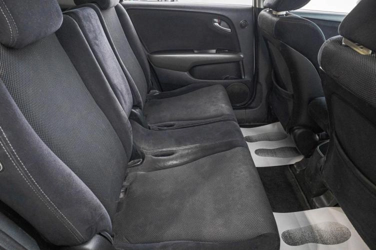 Honda Stream 20 из 21
