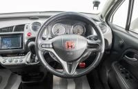 Honda Stream 12 из 21