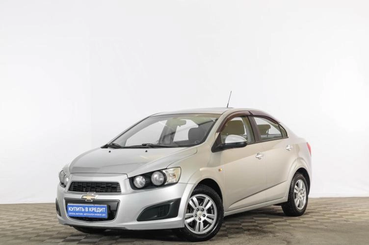 Chevrolet Aveo 3 из 6