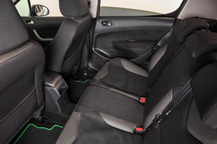 Peugeot 308 9 из 21